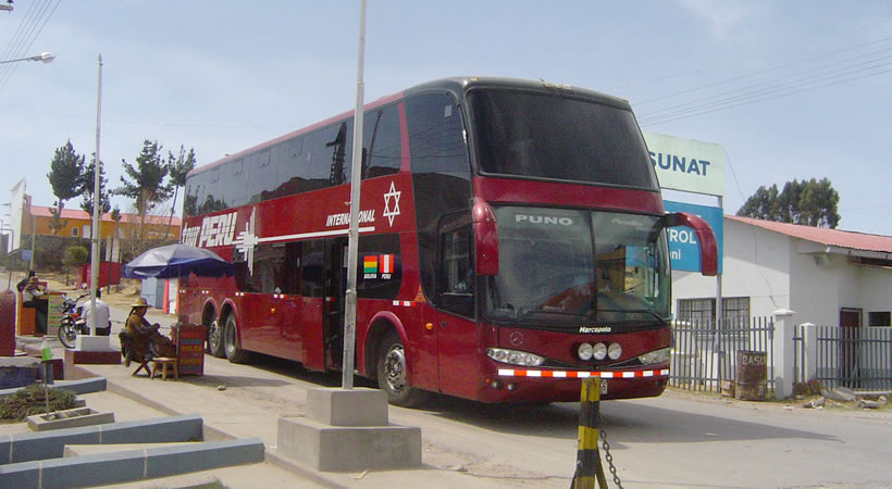 Bus: Puno – Desaguadero – La Paz (Bus directo)